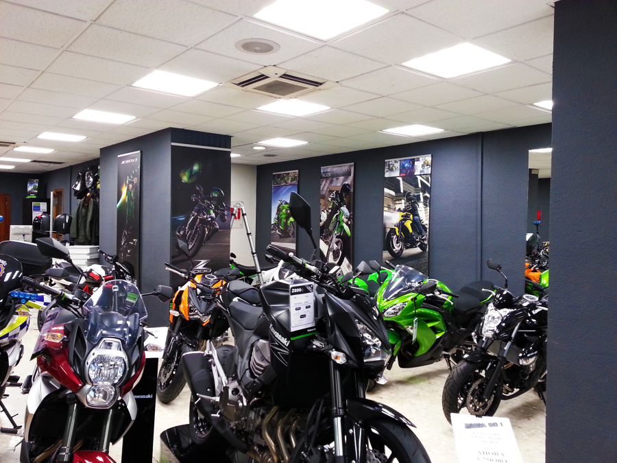 Sustitución panel led en tienda