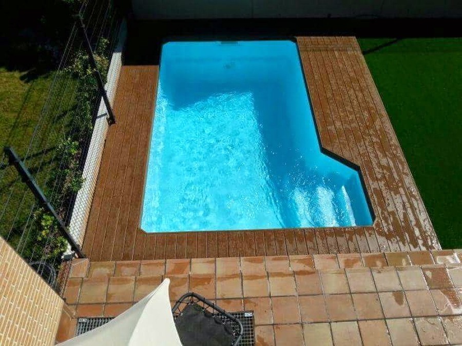 Tarima 100% sintética