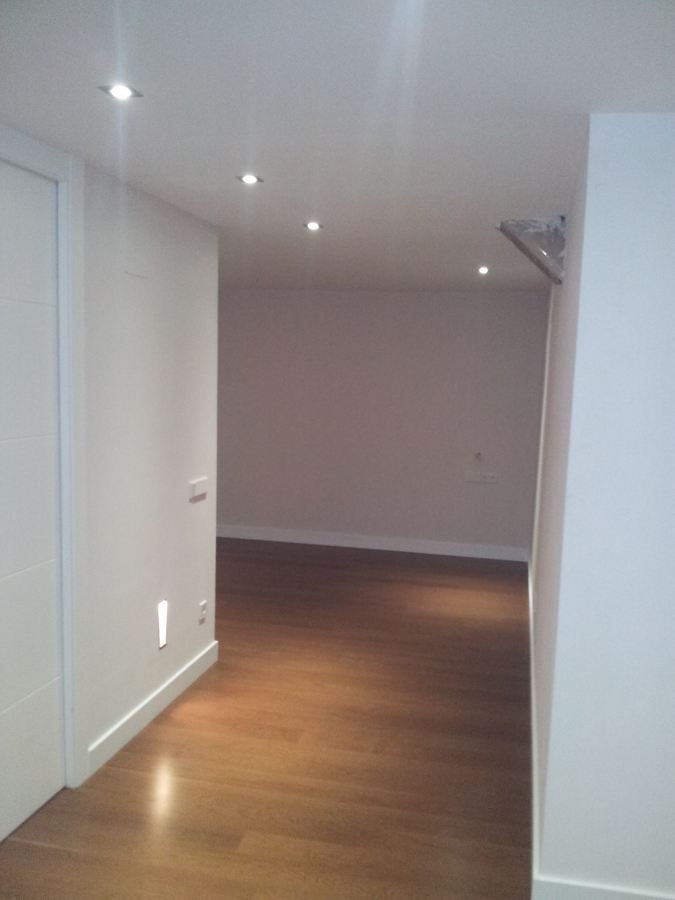 tarima de madera de roble fumé