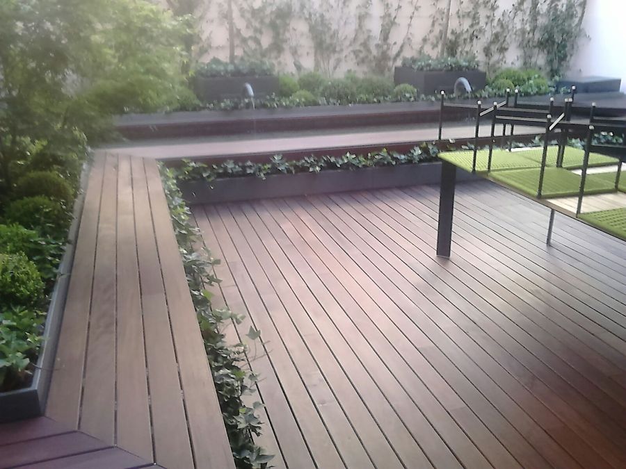 Tarima exterior aceitada