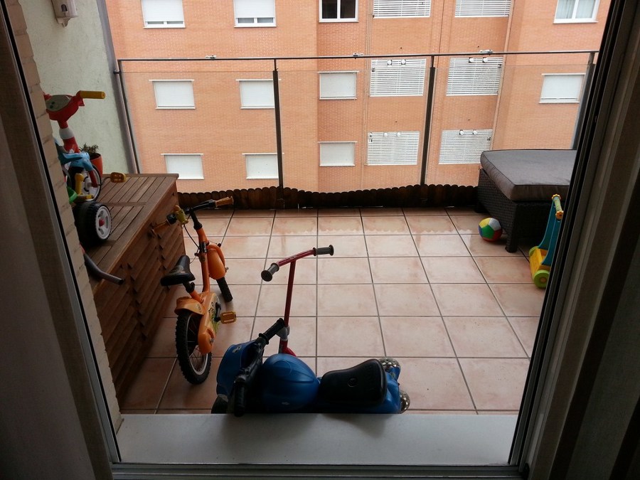 TARIMA EXTERIOR CUMARÚ EN BALCÓN