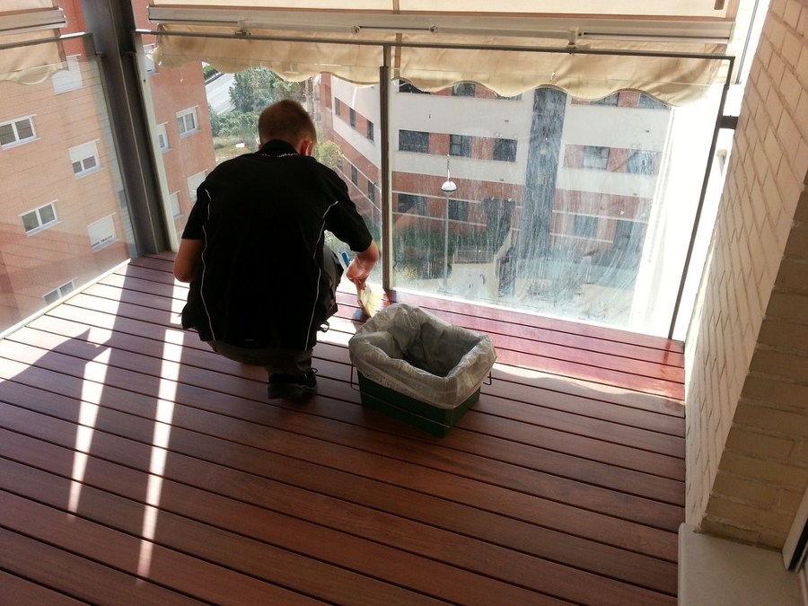 TARIMA EXTERIOR CUMARÚ EN BALCÓN