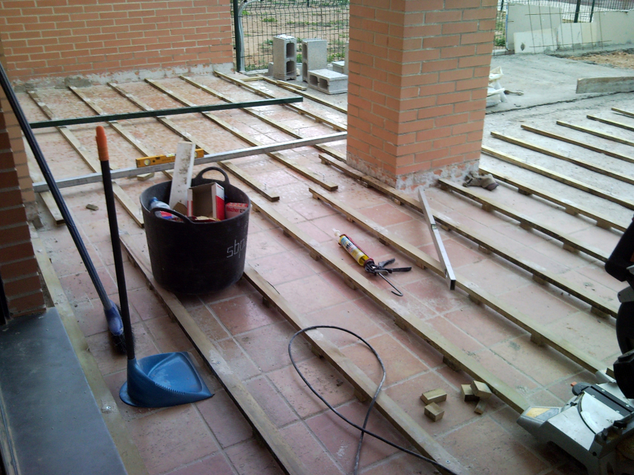 TARIMA EXTERIOR FIBERON PROFESSIONAL GRIS