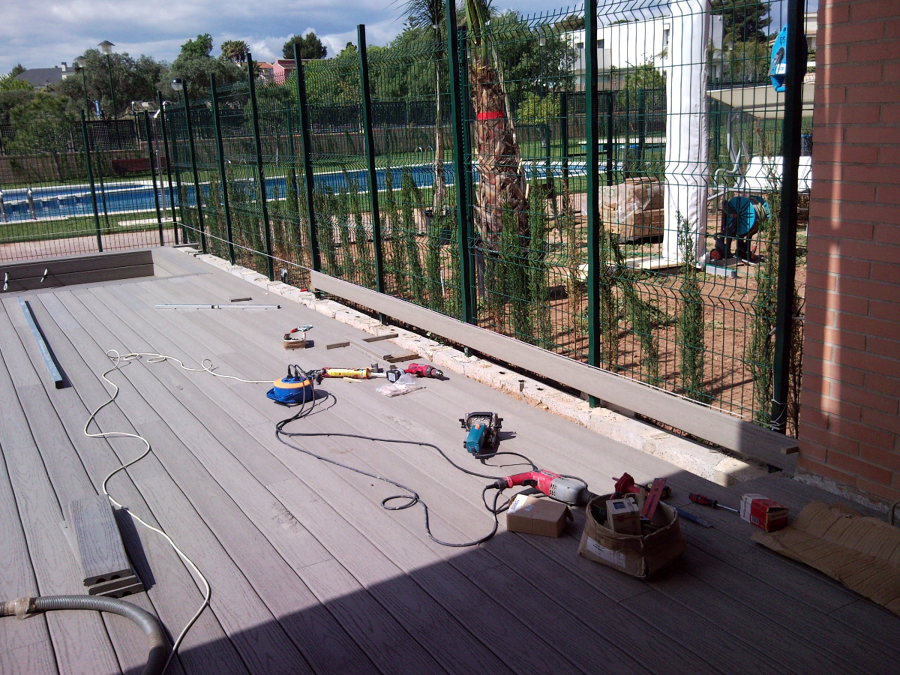 TARIMA EXTERIOR FIBERON PROFESSIONAL GRIS