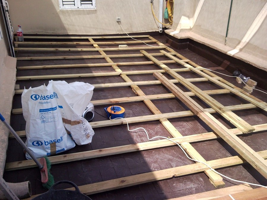 TARIMA EXTERIOR IPE EN ÁTICO