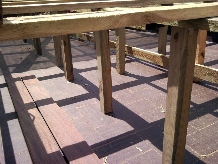 TARIMA EXTERIOR IPE EN ÁTICO