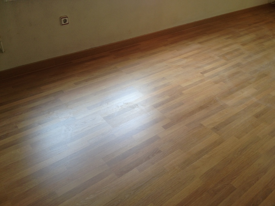 tarima sintetica roble natural