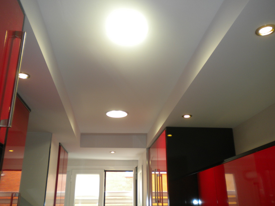 Techo de cocina a dos alturas