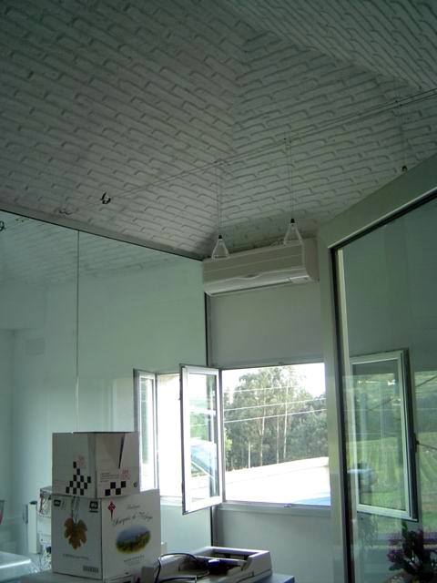 Techo de oficinas a cuatro