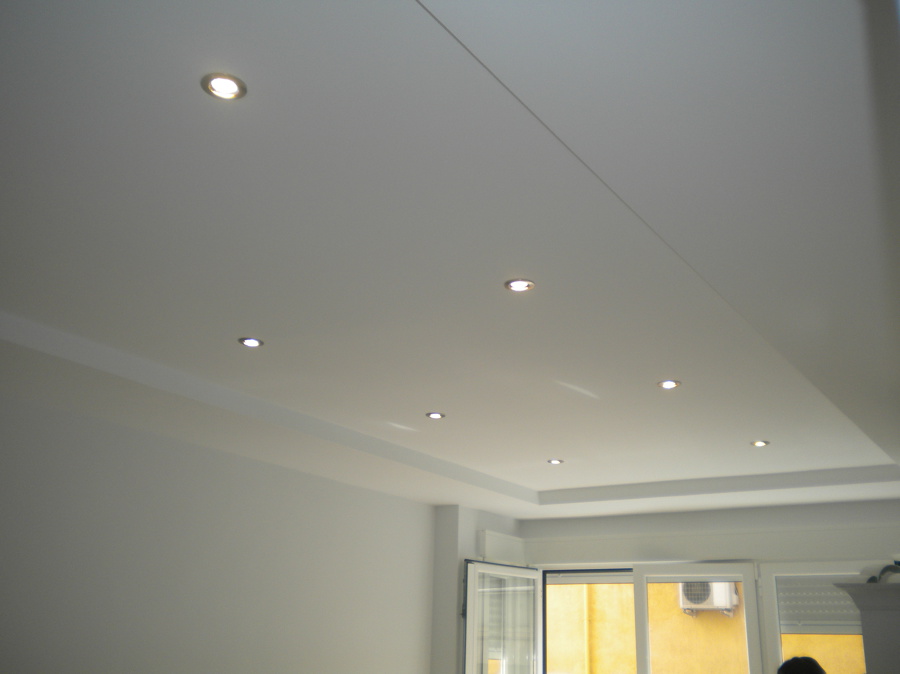 Techo de salón a dos alturas