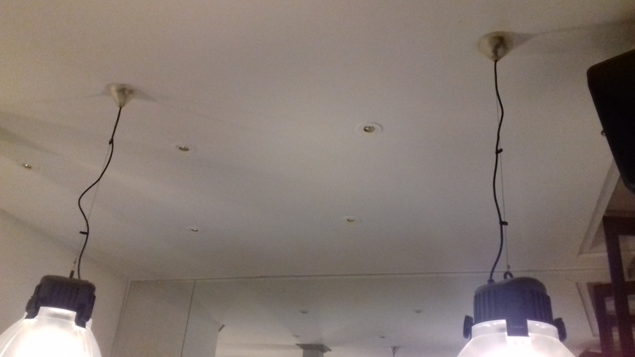 Techo del bar antes de la intervención