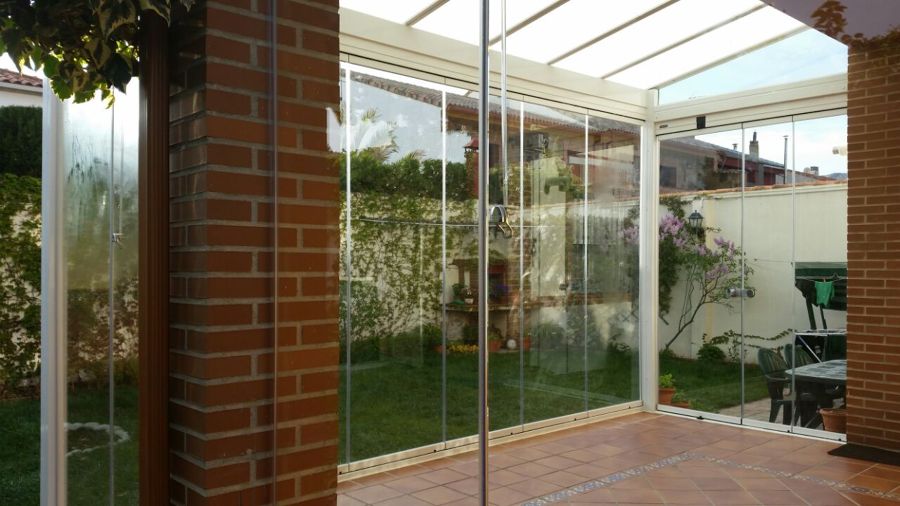 Techo fijo de Cristal y crotinas de cristal