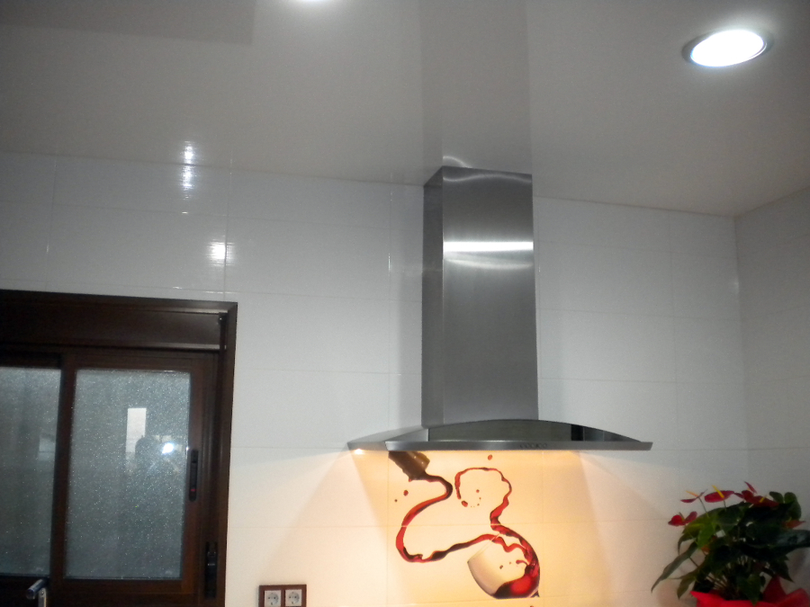 Techo tensado lacado