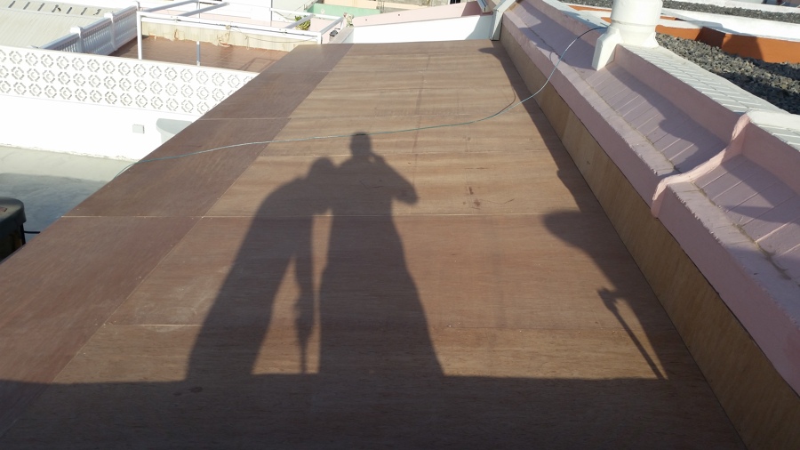 Terminación de colocación de chapa marina 