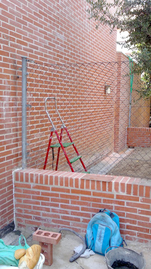 TERMINACIÓN MEDIANERÍAS