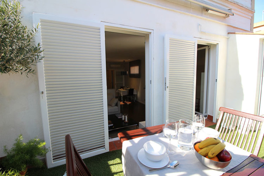 Terraza a continuación del salón