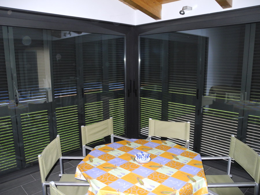 Terraza-comedor cerrada.