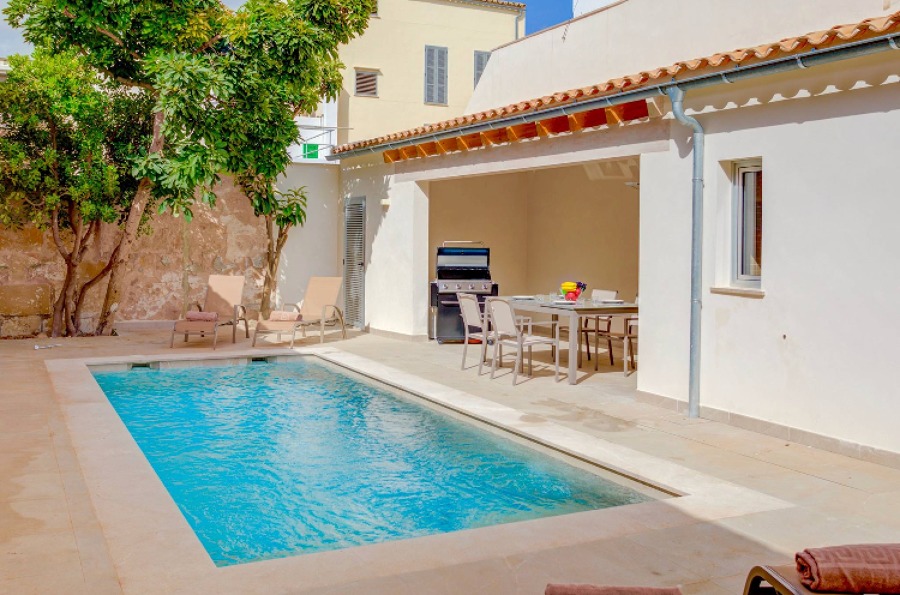 TERRAZA, PISCINA, PORCHE