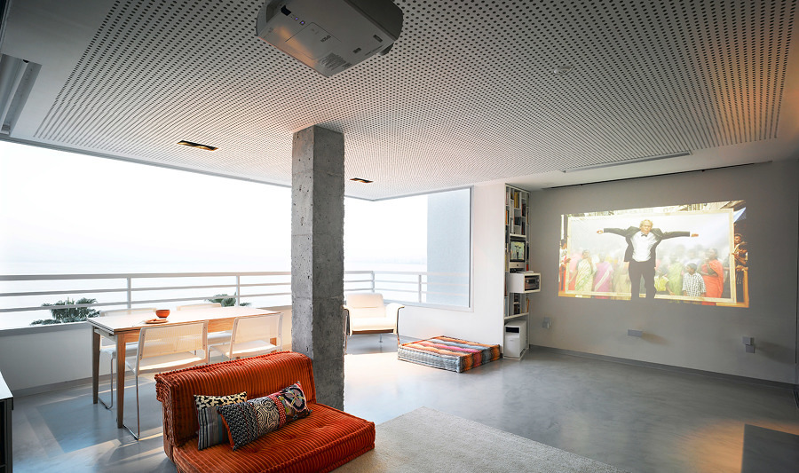 Terraza unida al interior de la casa 