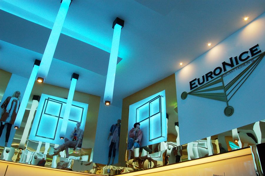 TIENDA DE ROPA AL POR MAYOR EURONICE, Cobo Calleja