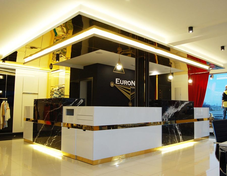 TIENDA DE ROPA AL POR MAYOR EURONICE, Cobo Calleja