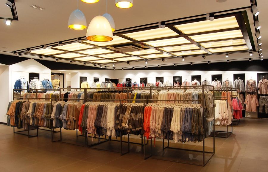 TIENDA DE ROPA AL POR MAYOR EURONICE, Cobo Calleja