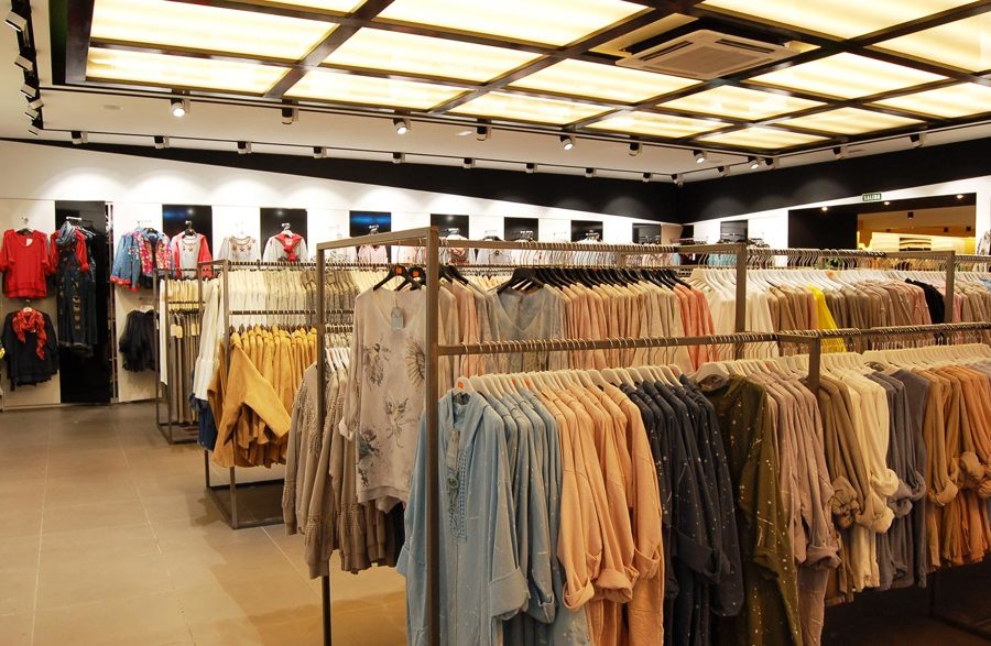 TIENDA DE ROPA AL POR MAYOR EURONICE, Cobo Calleja