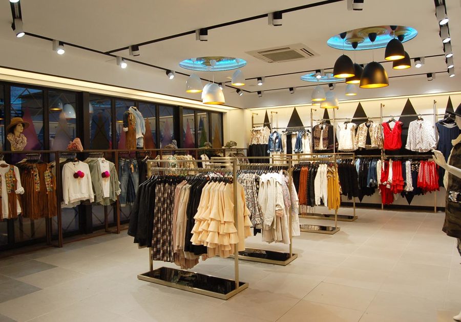 TIENDA DE ROPA AL POR MAYOR EURONICE, Cobo Calleja