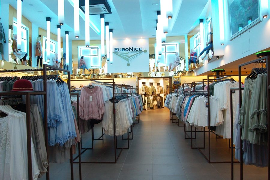 TIENDA DE ROPA AL POR MAYOR EURONICE, Cobo Calleja