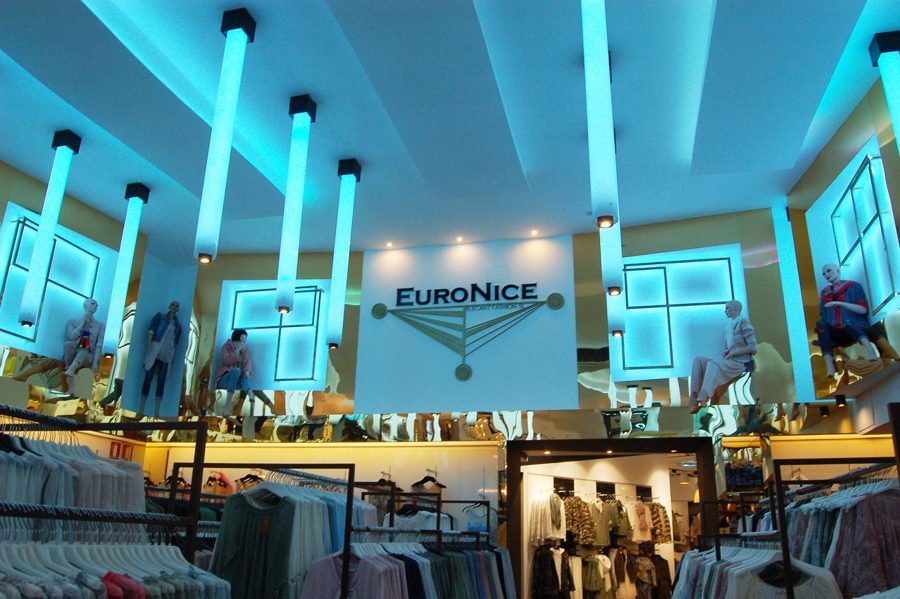 TIENDA DE ROPA AL POR MAYOR EURONICE, Cobo Calleja