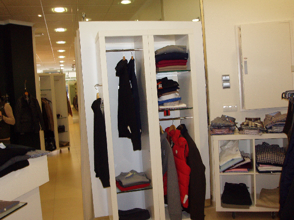 Tienda de ropa montaje