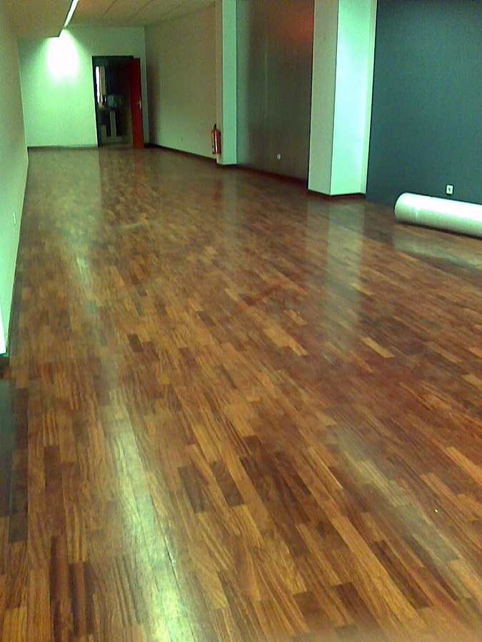 TIENDA EN C/ 31 DE DICIEMBRE PLANTA 2ª