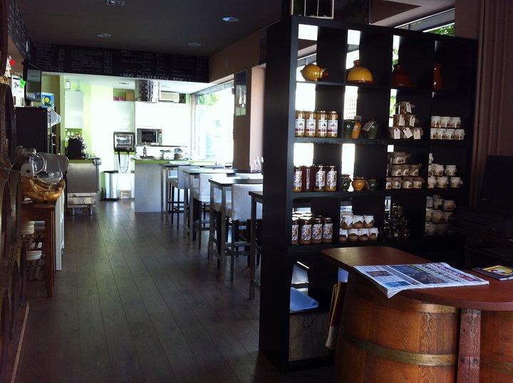 Tienda Productos de Arribes en Sta. Coloma de Gret.