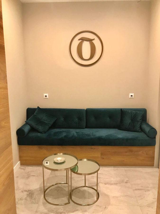 TIPO ROMANTICO DE SALON DE BELLEZA