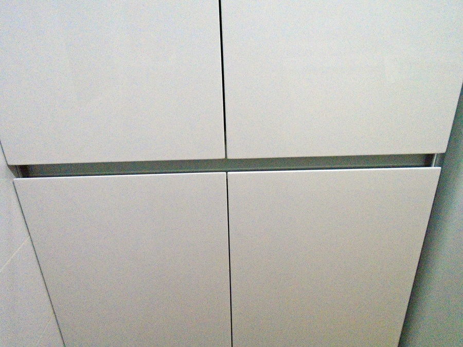 Tirador con fabricación propia