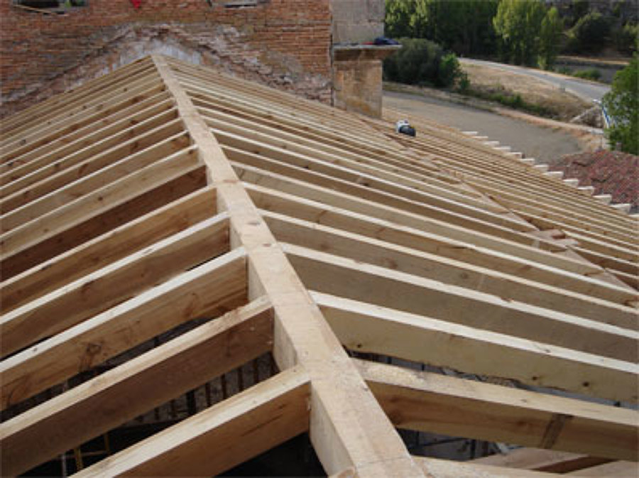 tirantes de techo de madera