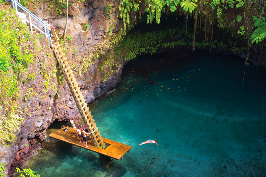 To Sua Ocean Trench