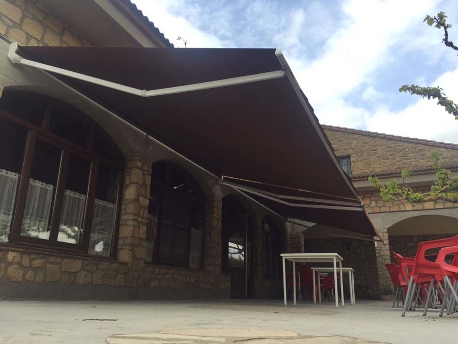 Toldo barzos extensibles