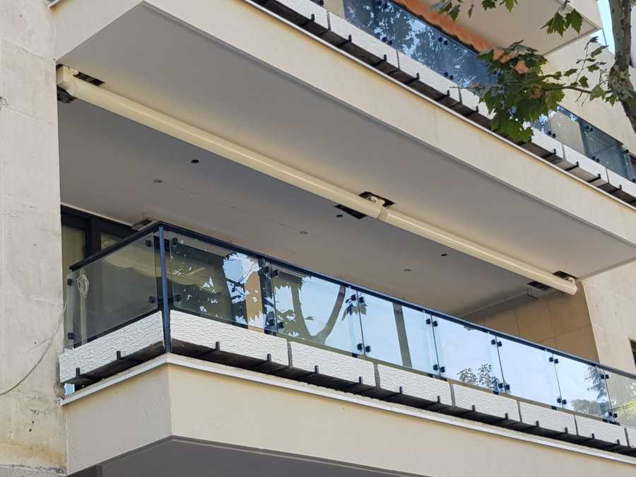 Toldo con Cofre motorizado modelo Ares