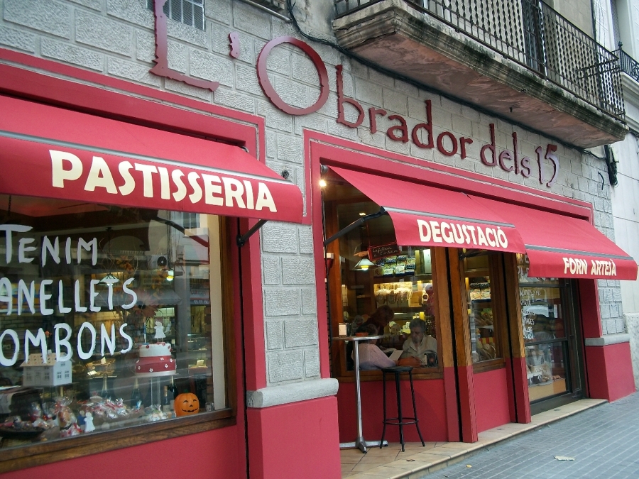 Toldo punto recto rotulado