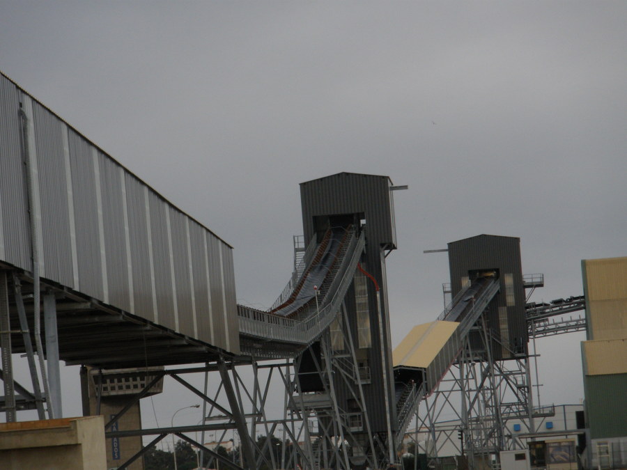 Torres de transferencia y cinta transportadora