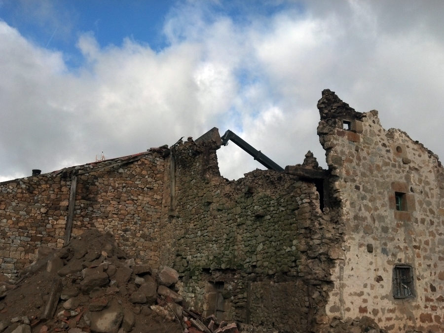 TRABAJOS DE DEMOLICION