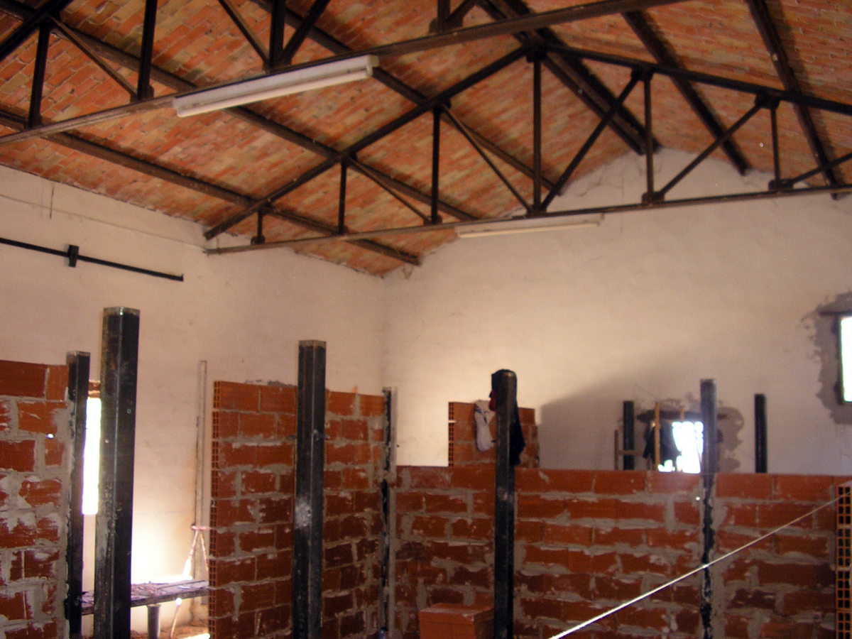 Trabajos de estructura y albañilería