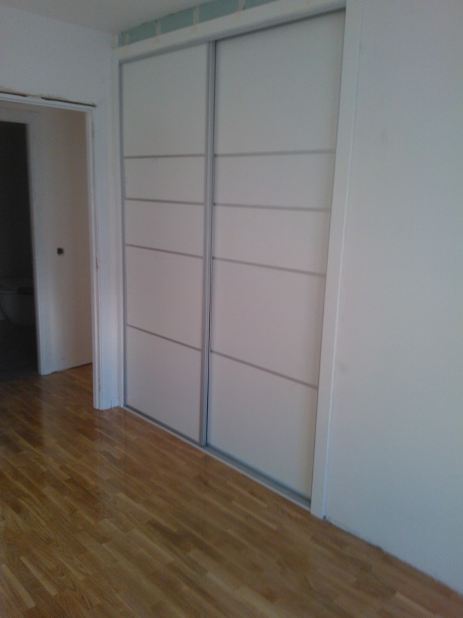 trabajos de reforma en vivienda- acuchillado de parquet y armarios