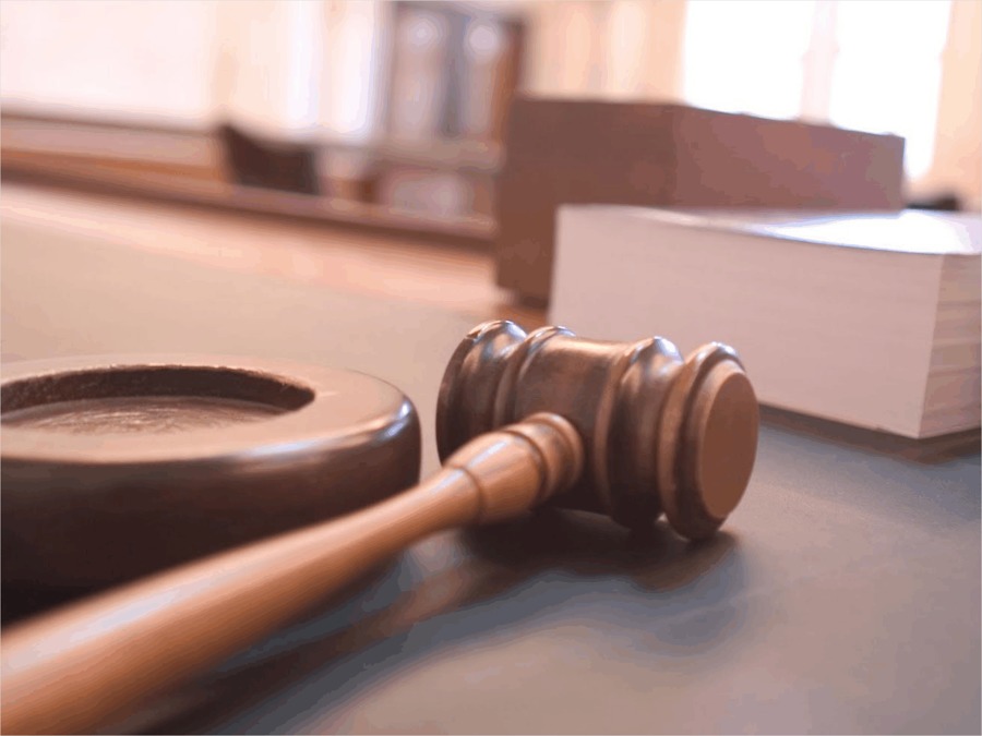 TRÁMITES Y LICENCIAS