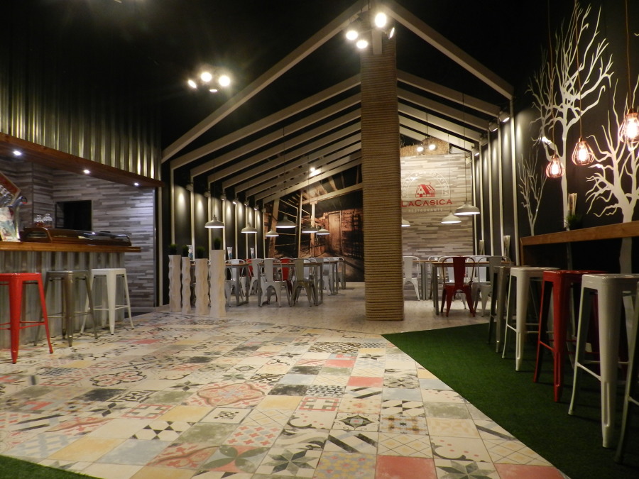 Transicion zona barra y mesas