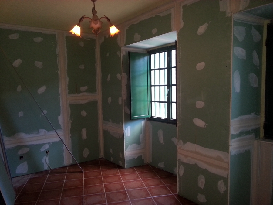 TRASDOSADO PLADUR HIDROFUGO