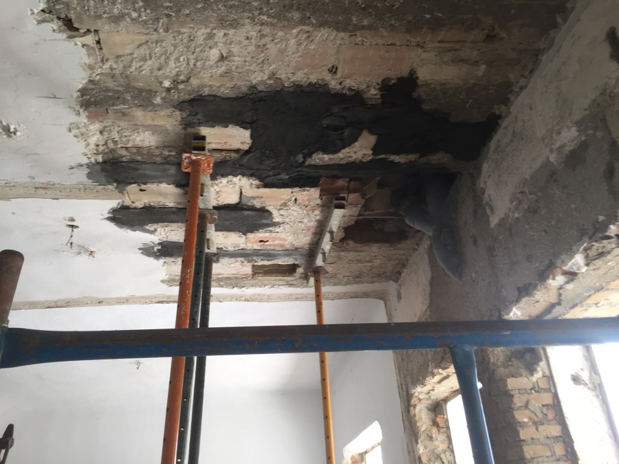 Una vez realizado el derribo vemos las patologías del inmueble.
