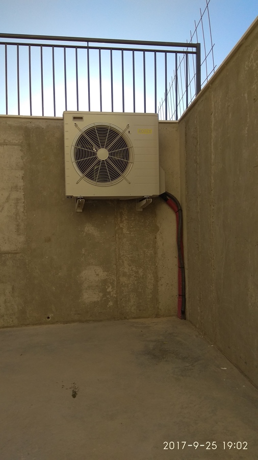 Unidad exterior de bomba de aerotermia