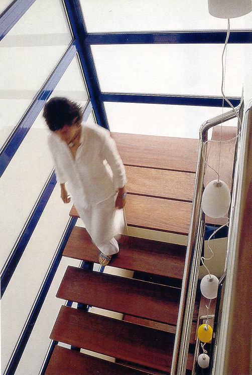 Unifamiliar en revista CASA VIVA_escaleras